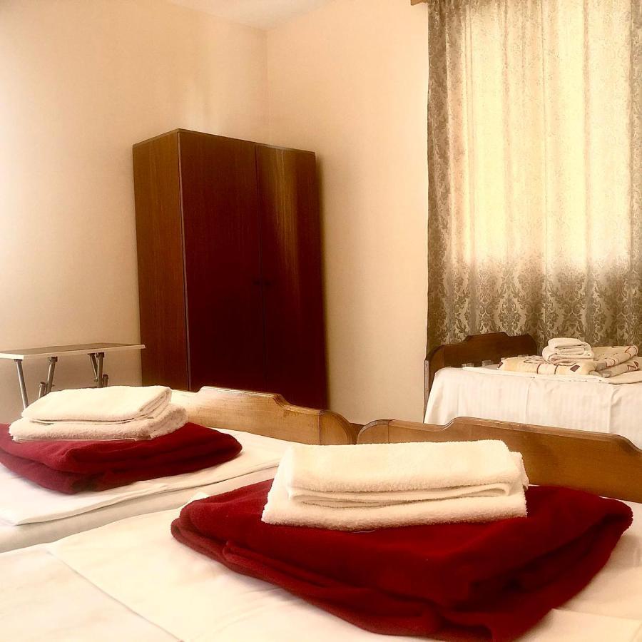 Nika Inn كوبوليتي المظهر الخارجي الصورة