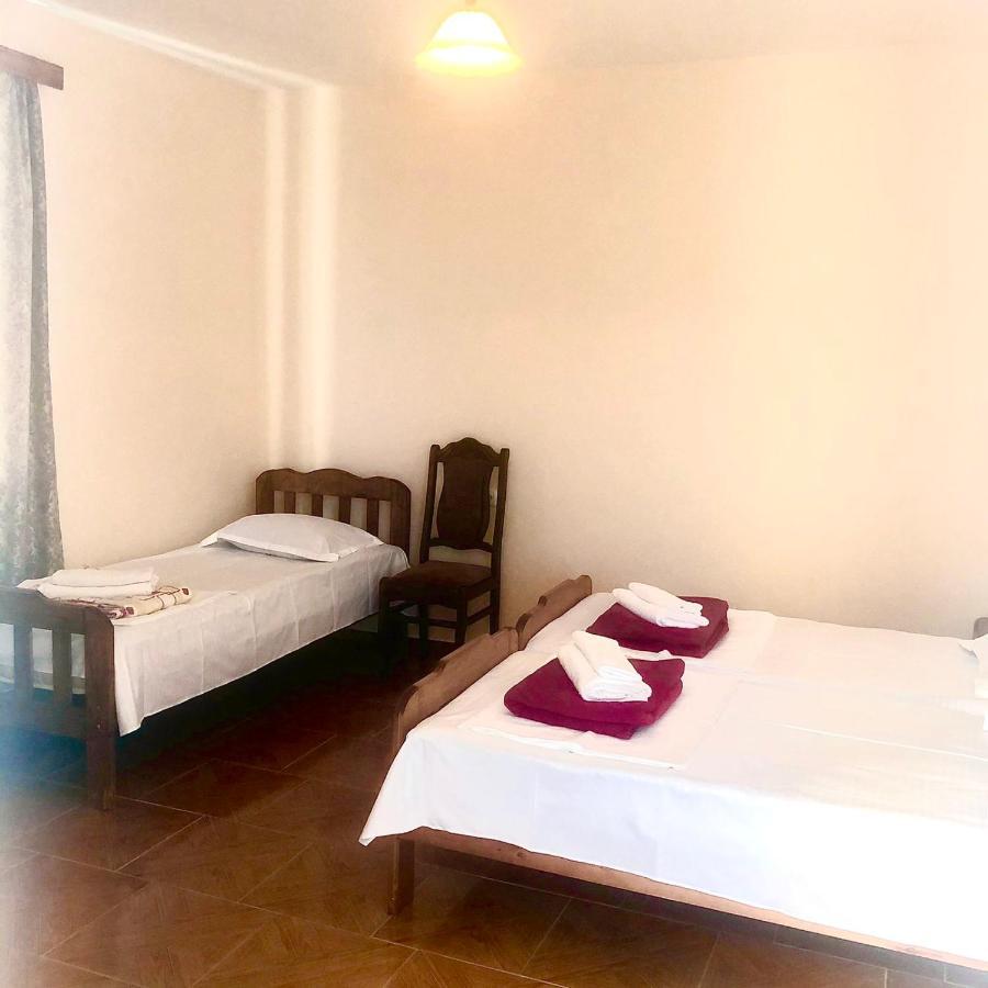 Nika Inn كوبوليتي المظهر الخارجي الصورة